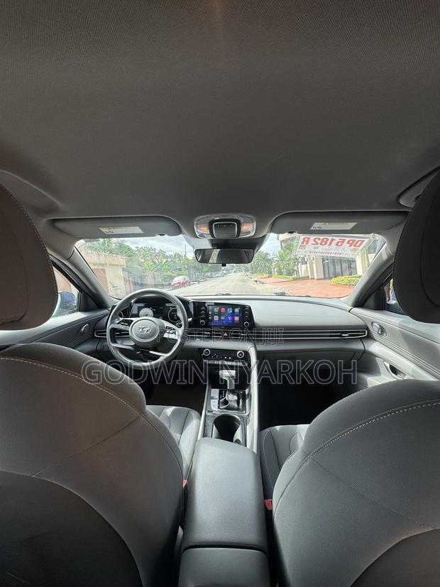 Hyundai Elantra SEL 2021 Blue