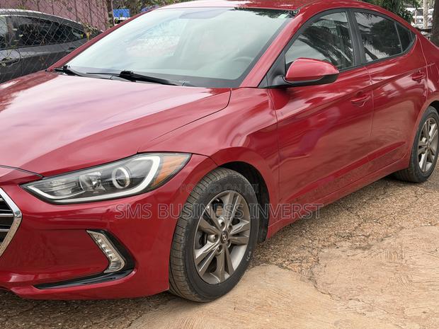 Hyundai Elantra ECO 2018 Red