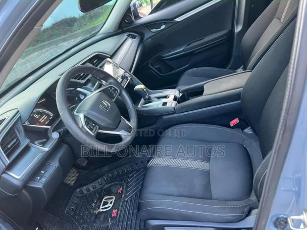 Honda Civic EX 4dr Sedan (2.0L 4cyl) 2017 Blue