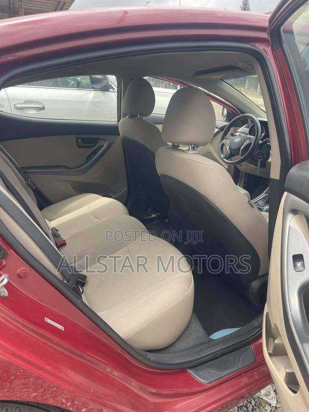 Hyundai Elantra GLS Sedan FWD (1.8L 4cyl 6M) 2013 Red