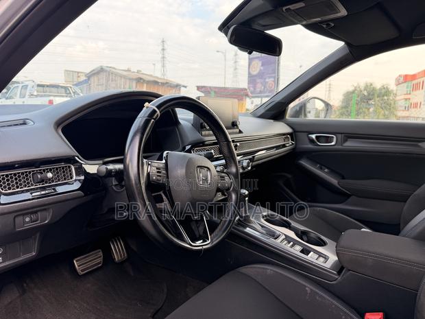 Honda Civic Sport 2022 Silver