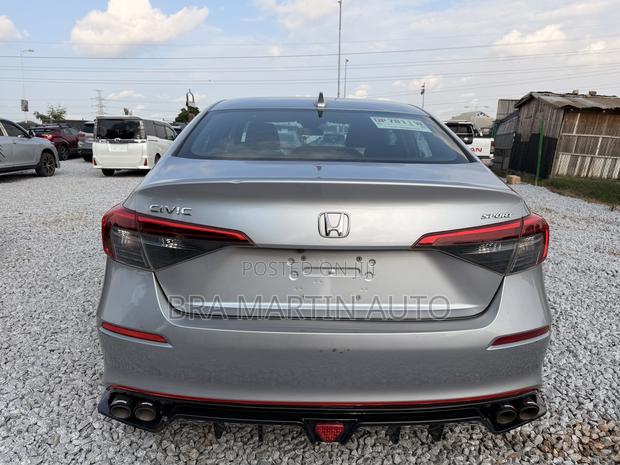 Honda Civic Sport 2022 Silver