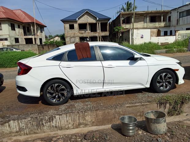 Honda Civic 2017 White