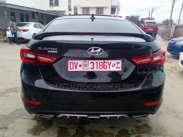 Hyundai Elantra 2015 Black