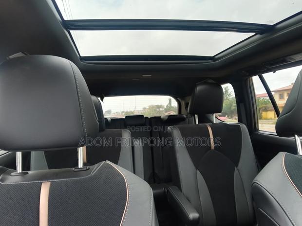 Toyota Grand Highlander Hybrid Limited AWD 2024 Blue