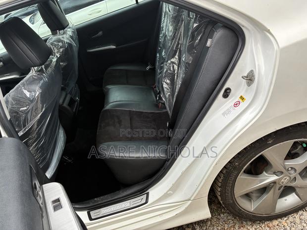 Toyota Camry 2014 White