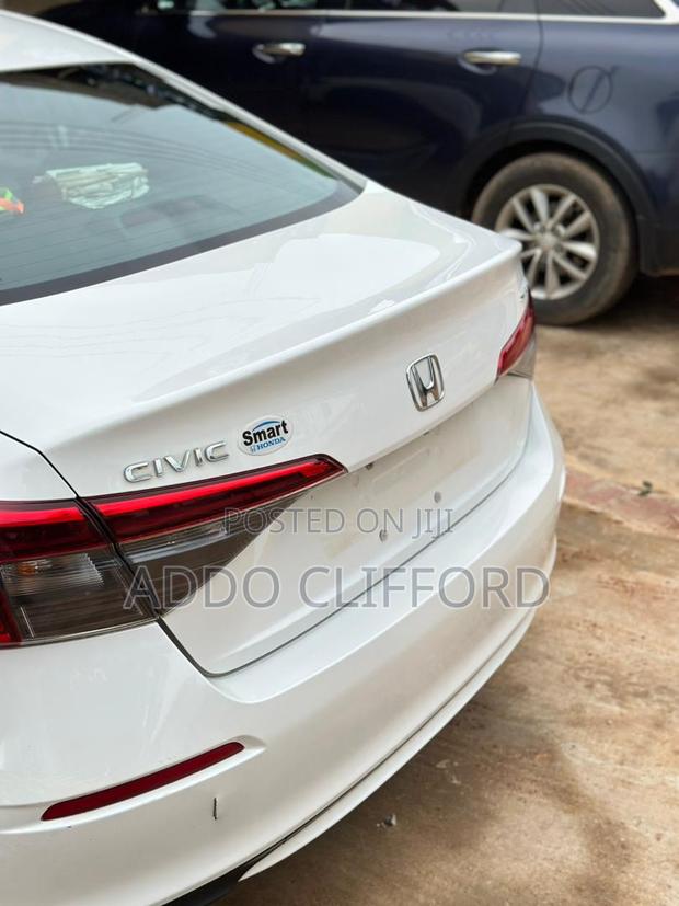 Honda Civic Sport CVT 2024 White