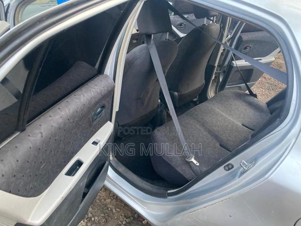 Toyota Vitz 1.3 AWD 3dr 2010 Silver