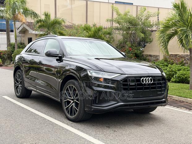 Audi Q8 3.0T Premium AWD quattro 2019 Black