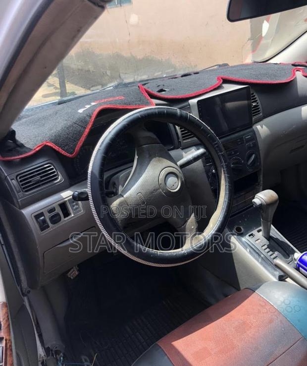Toyota Corolla 2009 White
