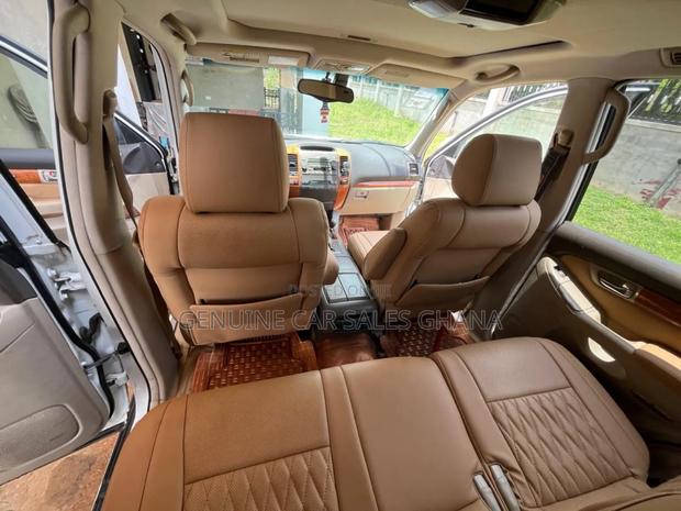 Lexus LX 470 Sport Utility 2006 White