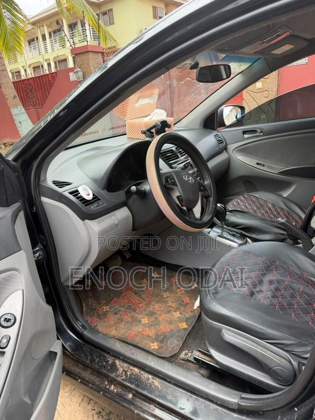Hyundai Accent SE Sedan 2017 Black