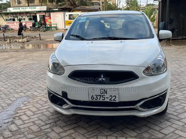 Mitsubishi Minica 2015 White