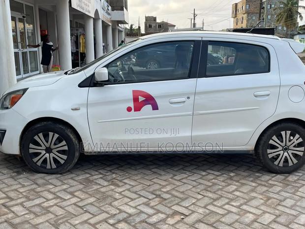 Mitsubishi Minica 2015 White
