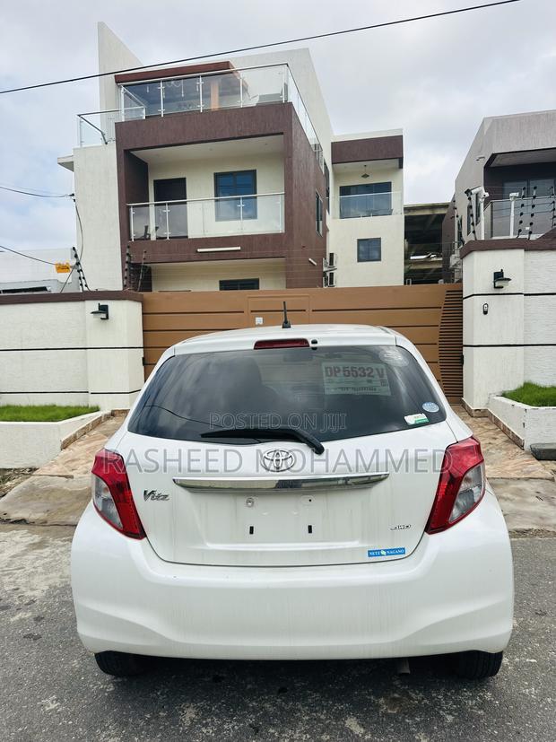 Toyota Vitz 1.5 FWD 3dr 2014 White