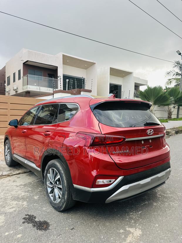 Hyundai Santa Fe 2019 Red
