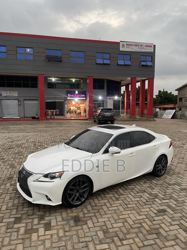 Lexus IS 2015 White