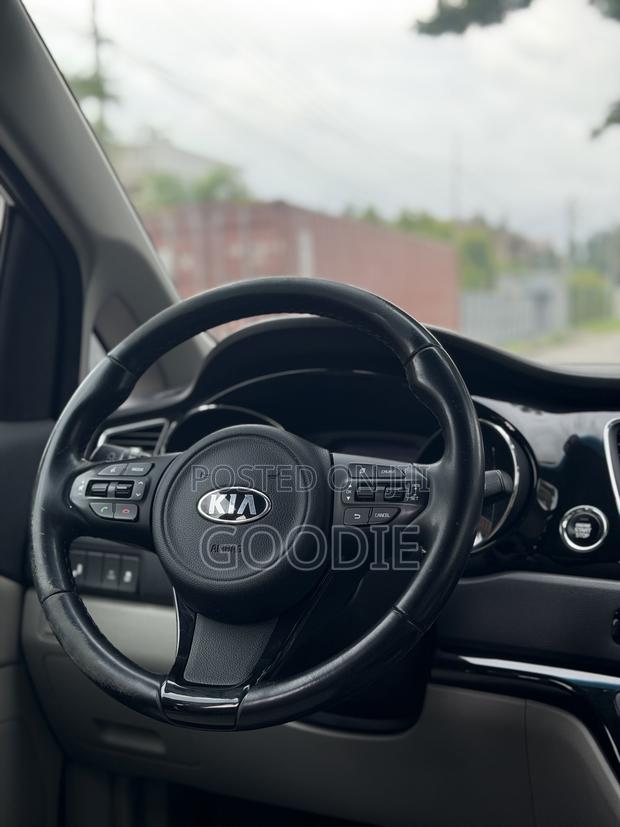 Kia Sedona SX 2016 Gray