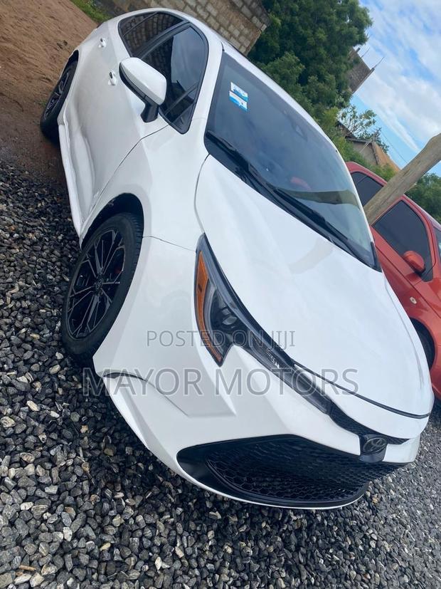 Toyota Corolla LE 2022 White