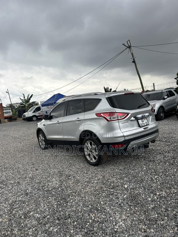 Ford Escape Titanium 4dr SUV AWD (1.6L 4cyl Turbo 6A) 2015 Gray
