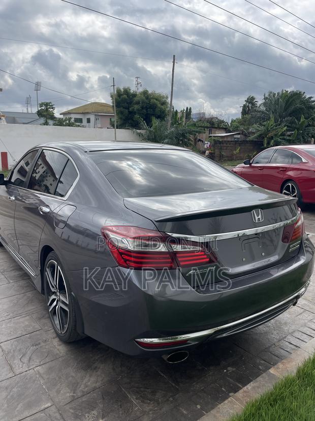 Honda Accord Sport SE 4dr Sedan FWD (2.4L 4cyl 2A) 2017 Gray