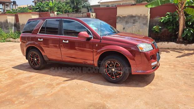 Saturn Vue 2006 Red