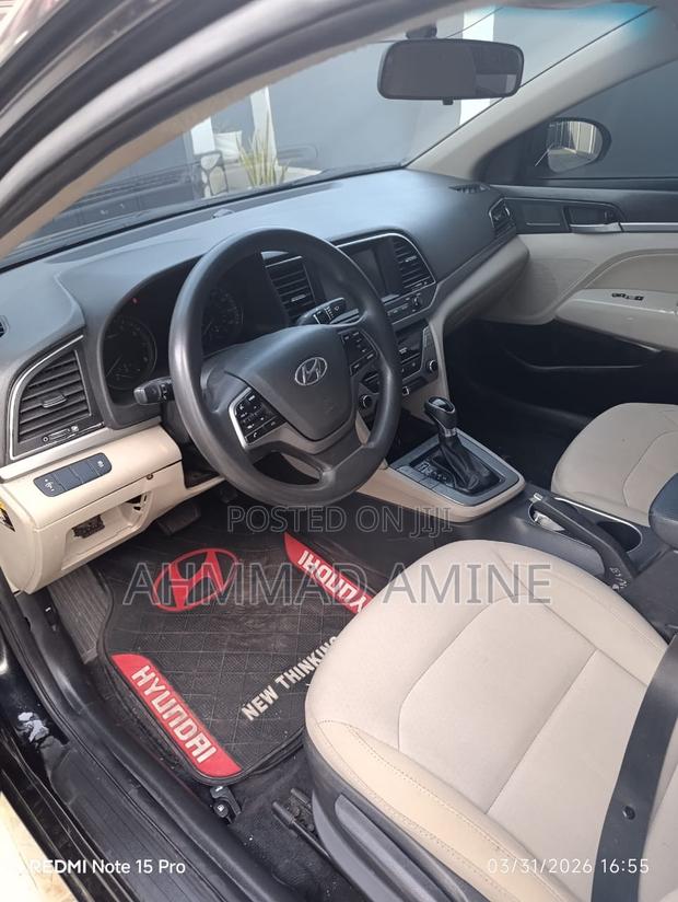 Hyundai Elantra 2017 Black
