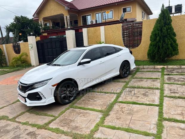 Honda Civic 2018 White