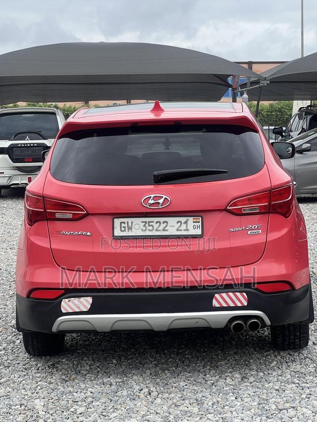 Hyundai Santa Fe 2013 Red