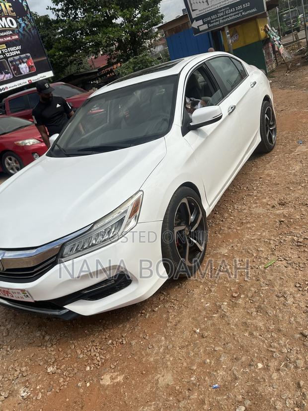 Honda Accord 2016 White
