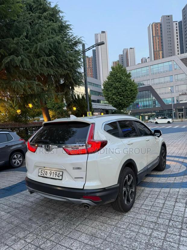 Honda CR-V 2017 White