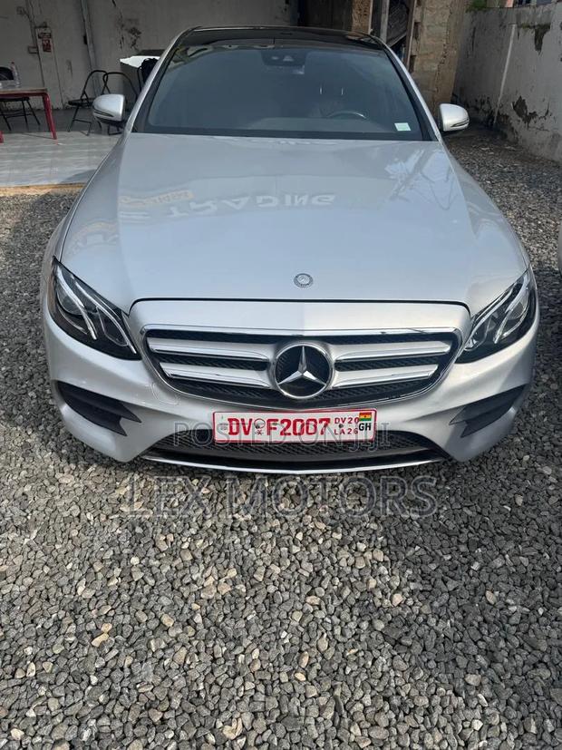 Mercedes-Benz E300 2017 Silver