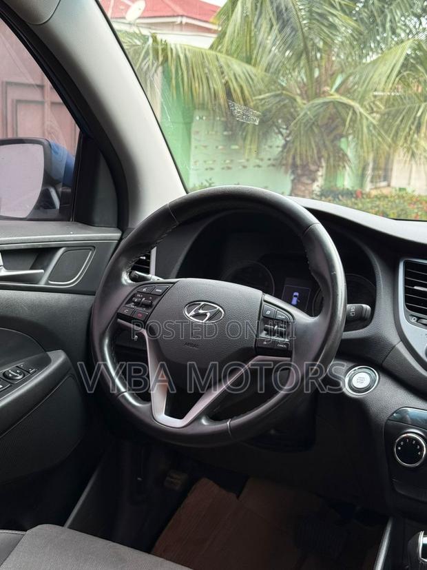 Hyundai Tucson 2017 Blue
