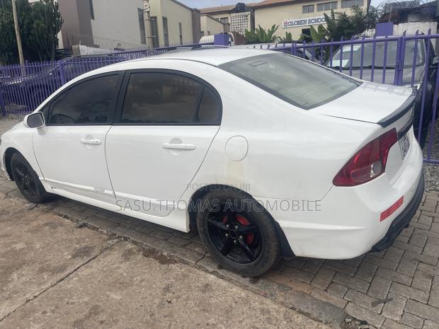 Honda Civic 2007 White