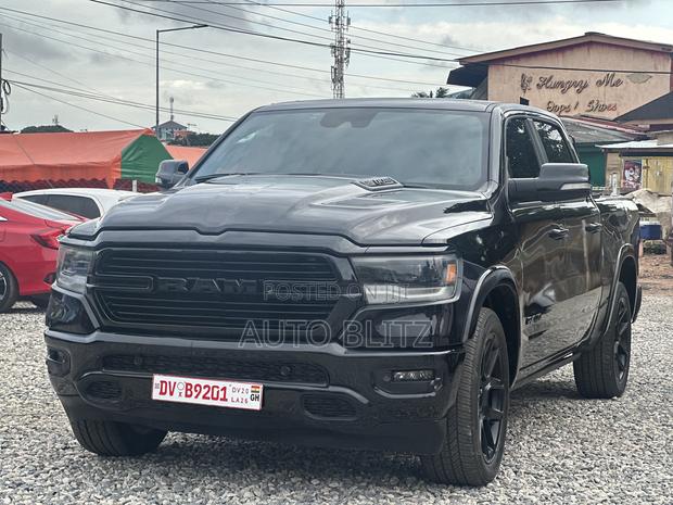 Dodge RAM 2022 Black