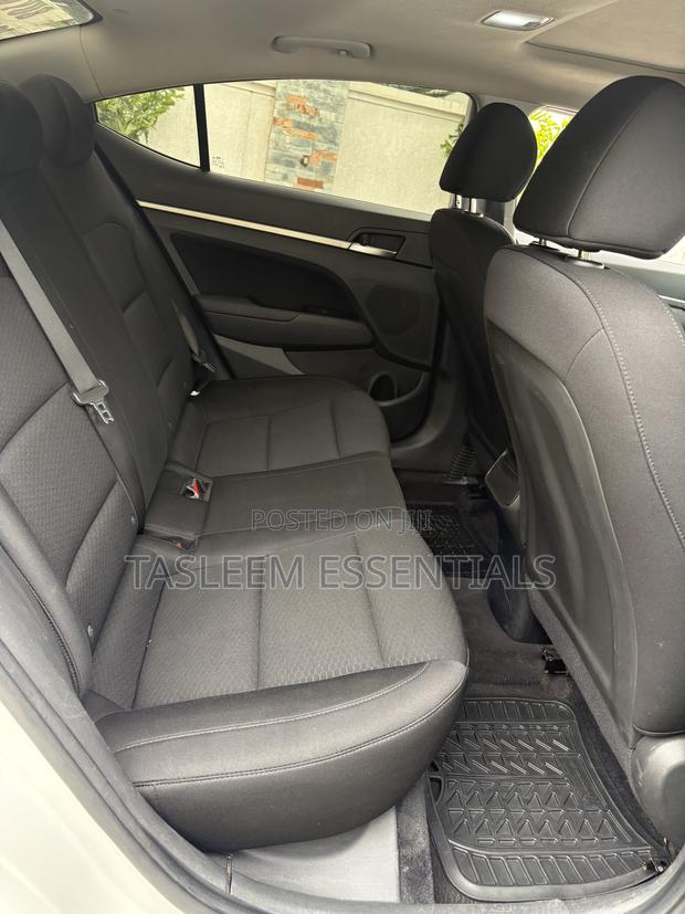 Hyundai Elantra Sport 2019 White