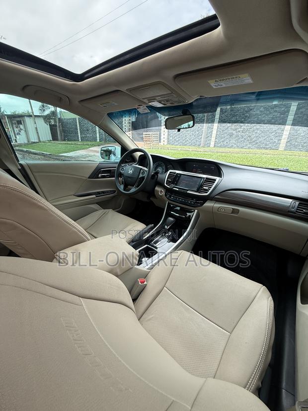 Honda Accord EX 4dr Sedan FWD (2.4L 4cyl 2A) 2017 White