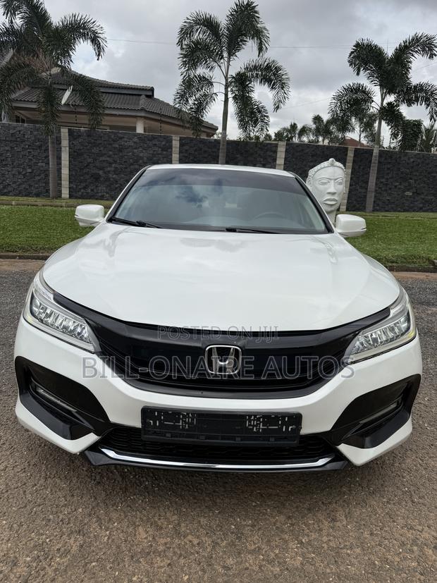 Honda Accord EX 4dr Sedan FWD (2.4L 4cyl 2A) 2017 White