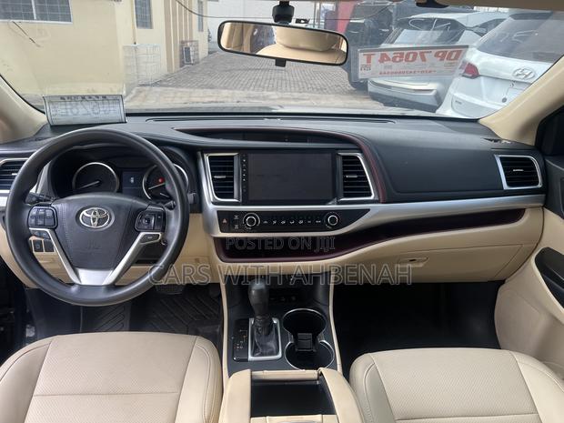 Toyota Highlander 2017 Black