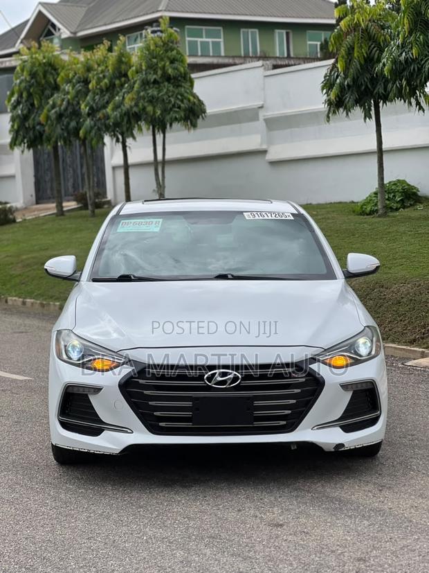 Hyundai Elantra Sport 2018 White