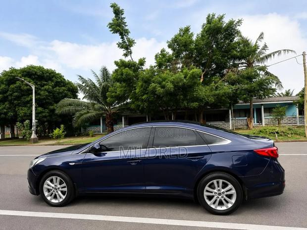 Hyundai Sonata 2017 Blue