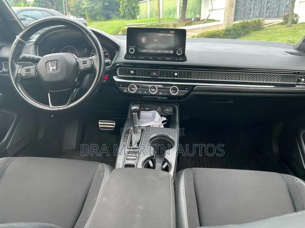 Honda Civic Sport 2022 Silver