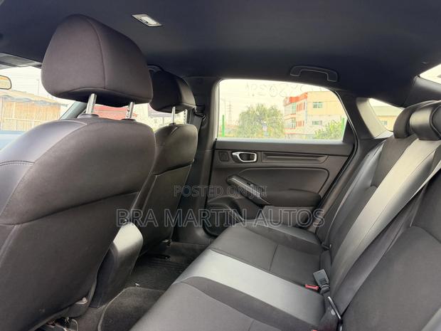 Honda Civic Sport 2022 Silver
