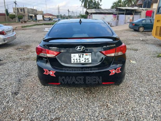 Hyundai Elantra 2013 Black