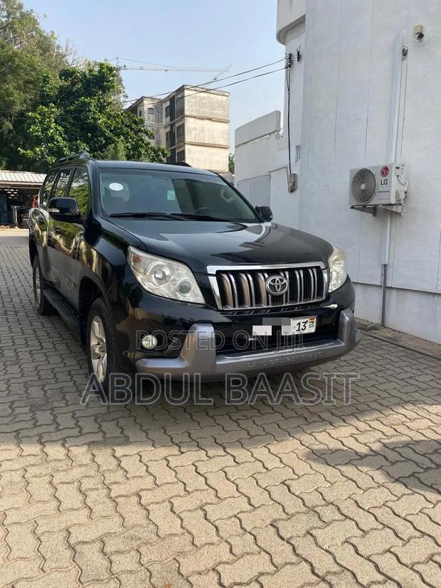 Toyota Land Cruiser Prado 2013 Black