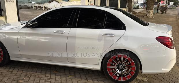 Mercedes-Benz C300 Sport 4Matic Sedan AWD (2.0L 4cyll 7A) 2016 White