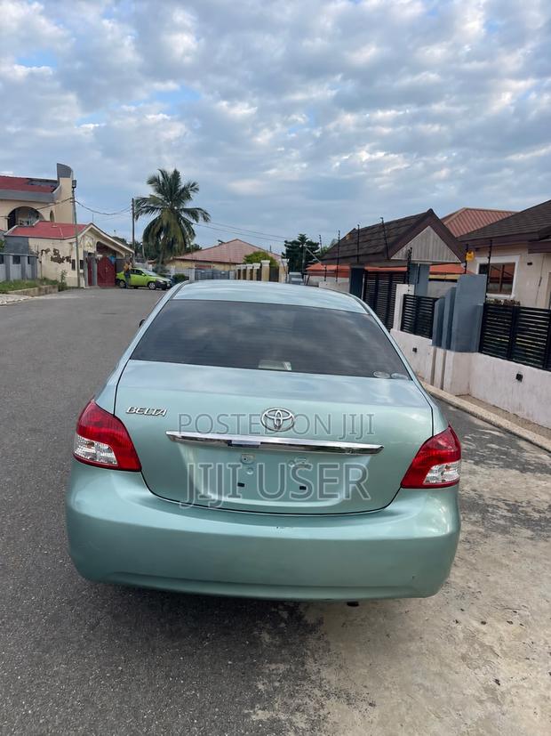 Toyota Belta 2009 Green