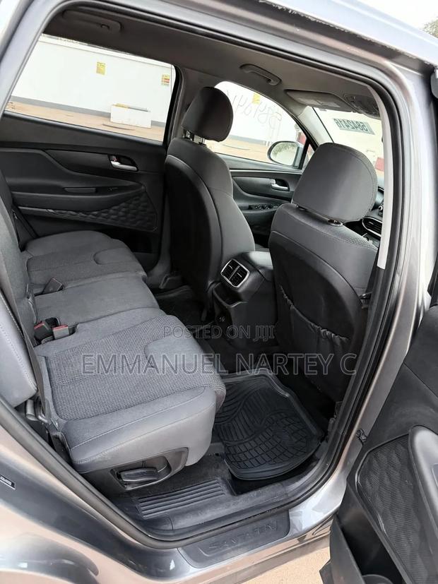 Hyundai Santa Fe 2019 Gray