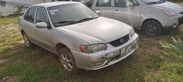 Toyota Corolla 2000 Silver