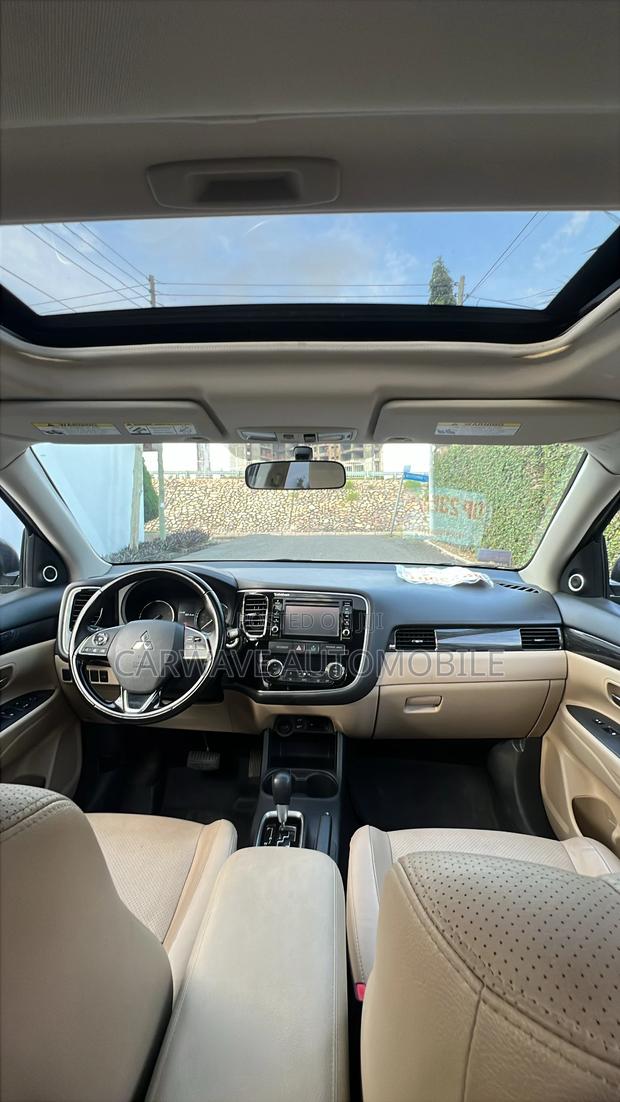 Mitsubishi Outlander SE AWC 2016 Gray
